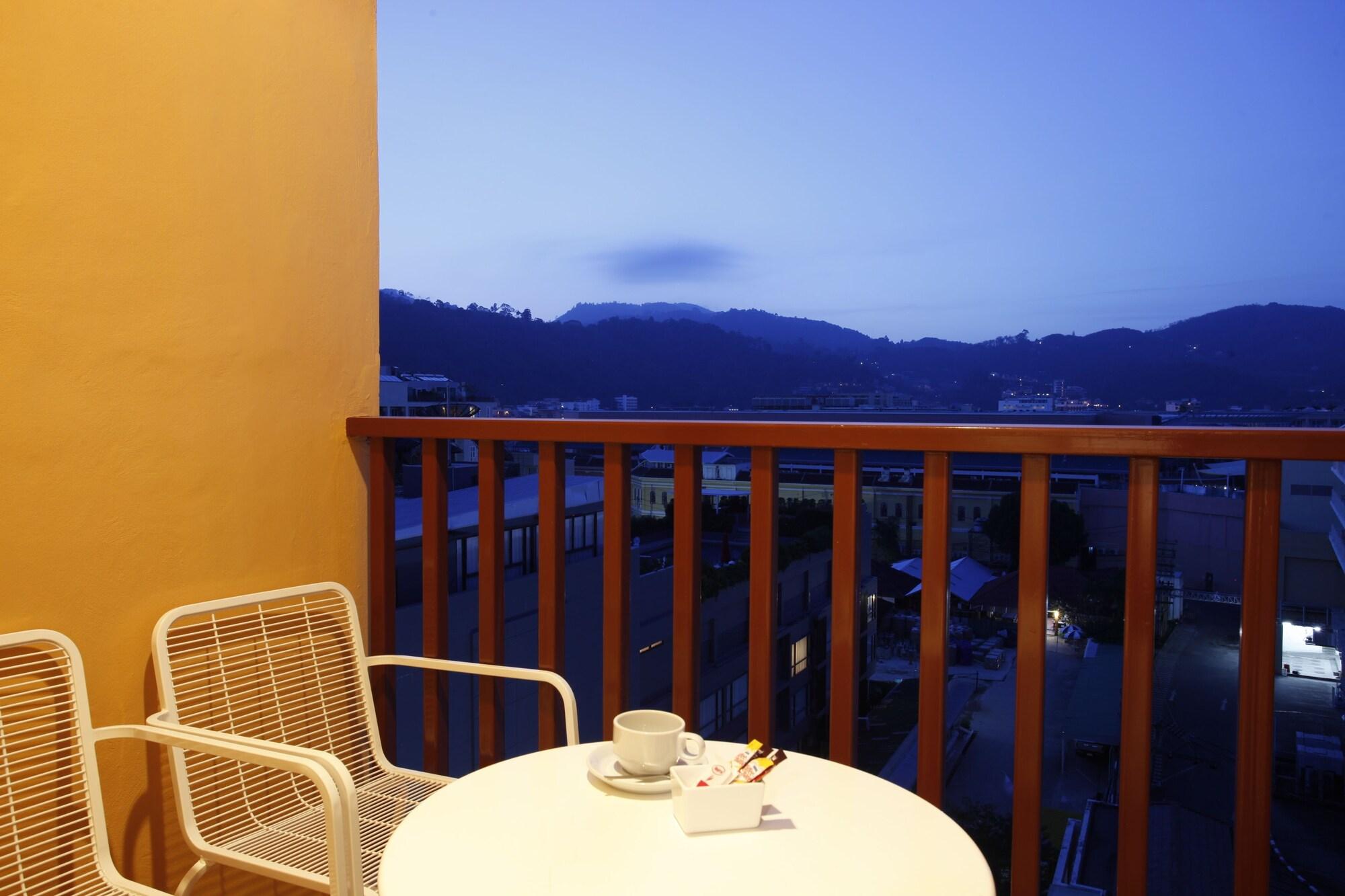 Orchid Resortel Patong Buitenkant foto