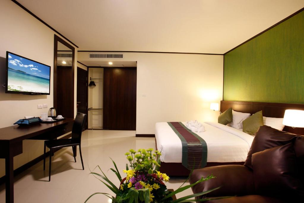 Orchid Resortel Patong Buitenkant foto